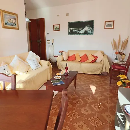 Holiday home On The With Balcony, Wi-fi & Air Conditioning; Parking